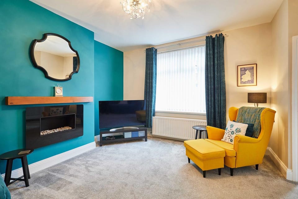 TV and multimedia, Living room, Seating area