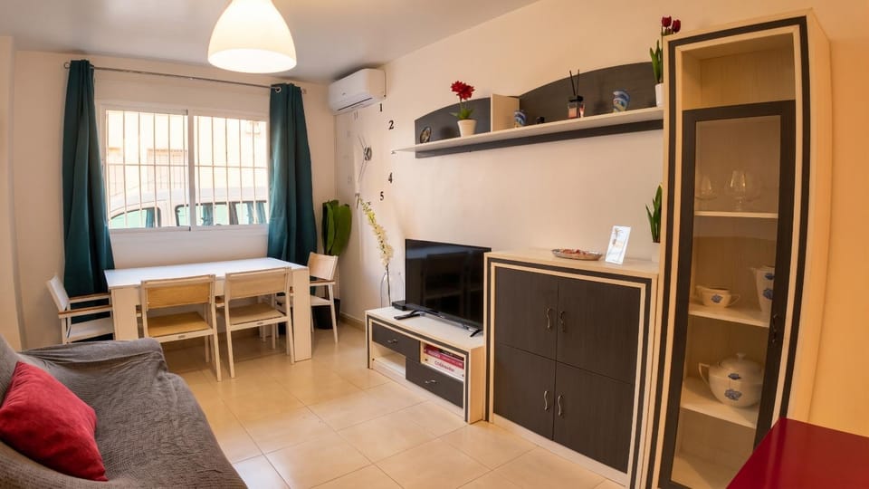 TV and multimedia, Kitchen or kitchenette, Dining area