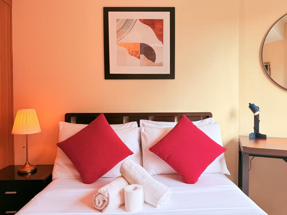 Photo of the whole room, Decorative detail, Bedroom