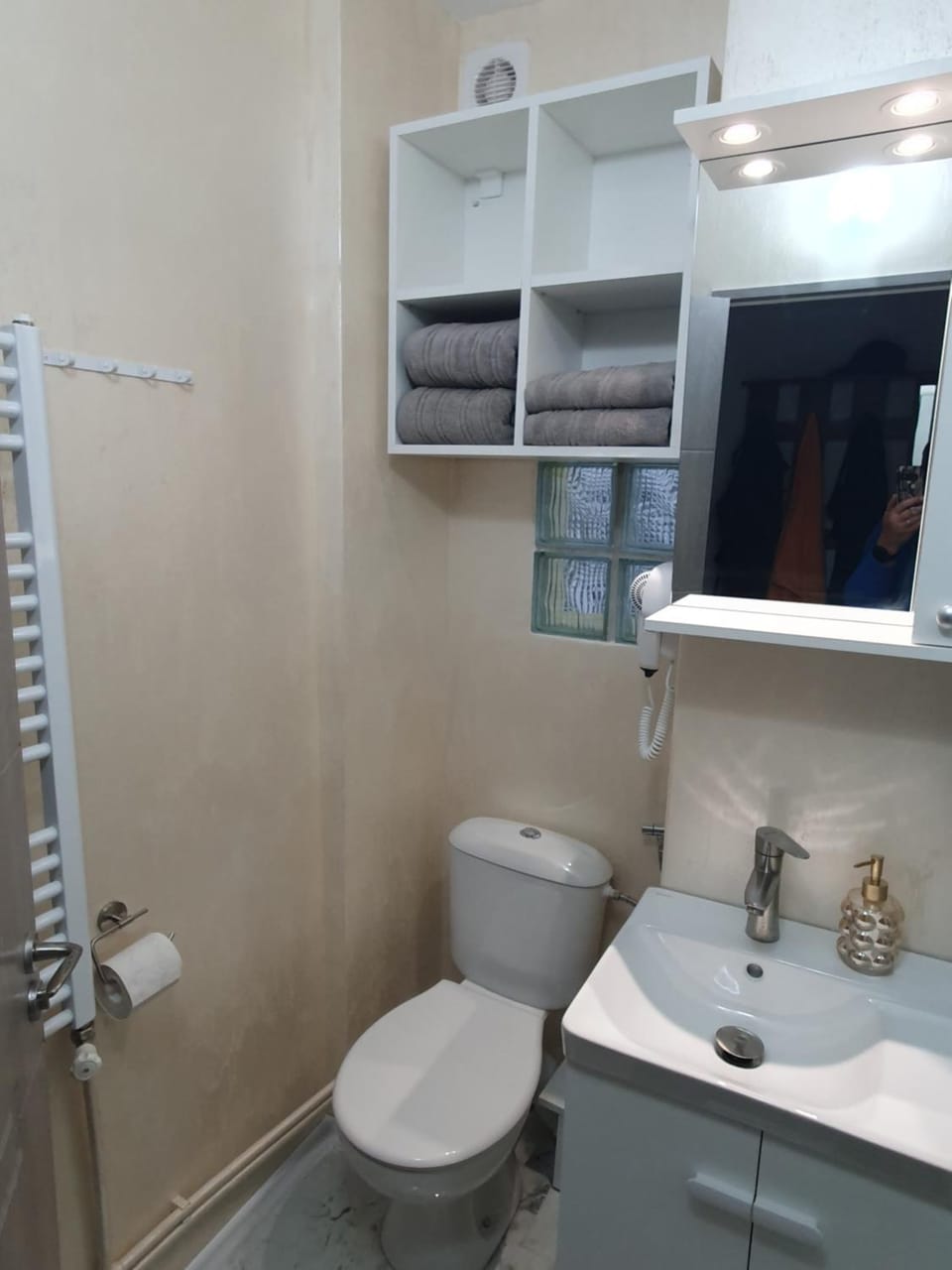 Apartament 2 camere Valea Rosie - Parter Apartment in Craiova