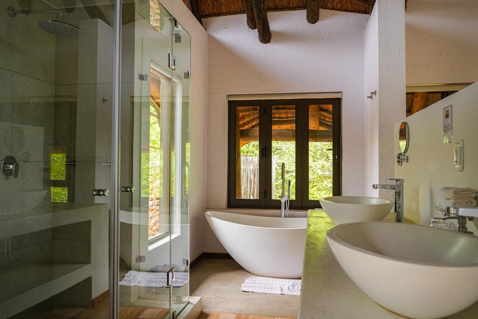 Shower, Bathroom, Bath, towels