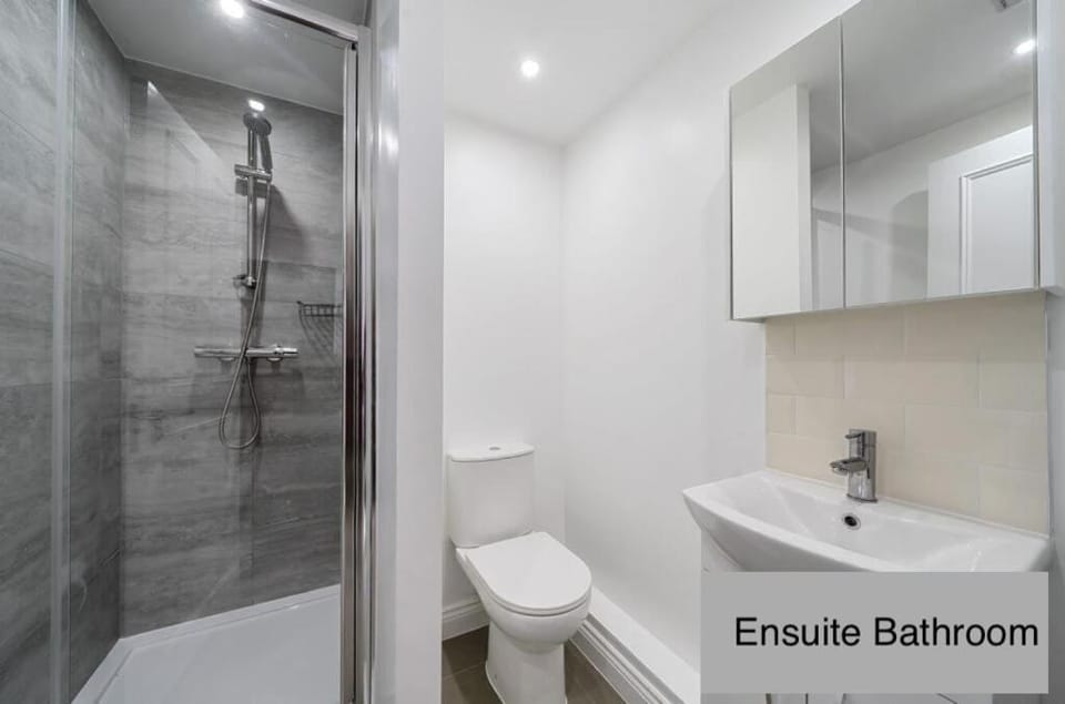 Bathroom, Public Bath