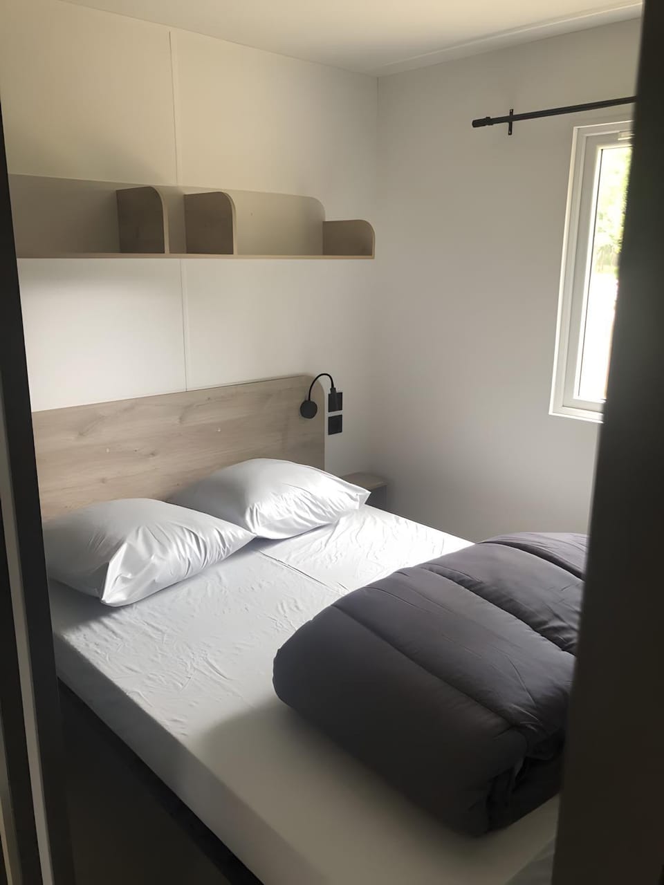 Property building, Living room, Bedroom