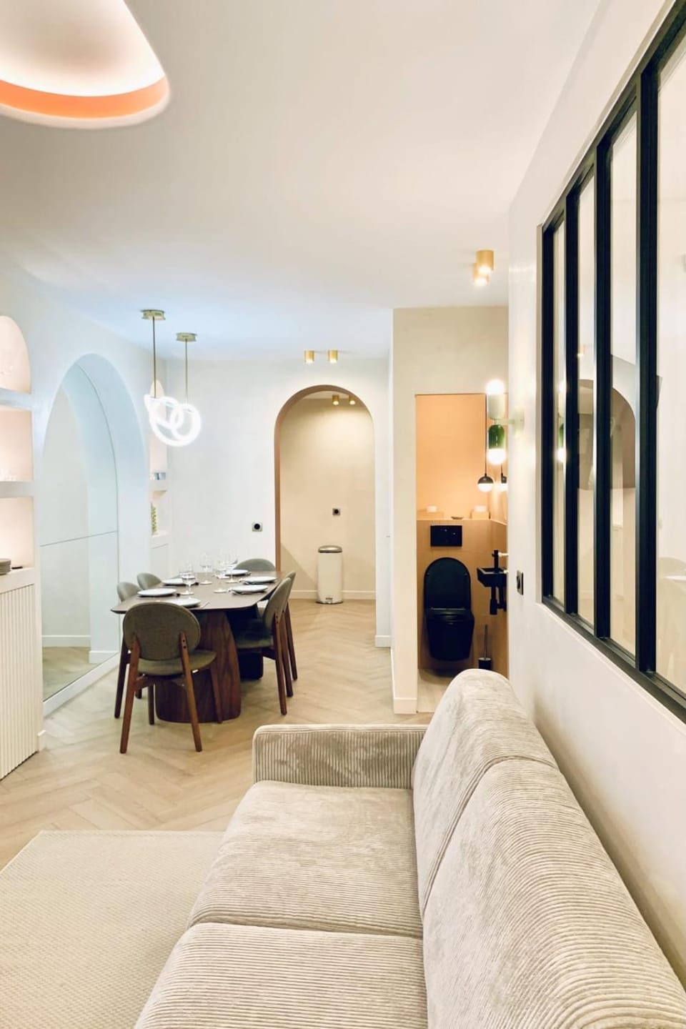 Chaumont Paris Suite Apartment in Paris
