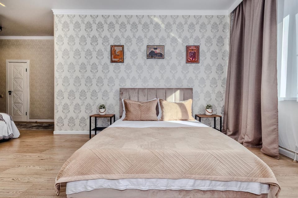 Bed, Photo of the whole room, Bedroom