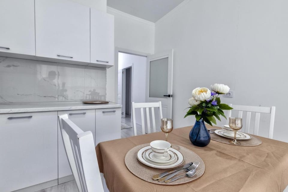 Красивые апартаменты возле ХанШатыр Apartment in Kazakhstan