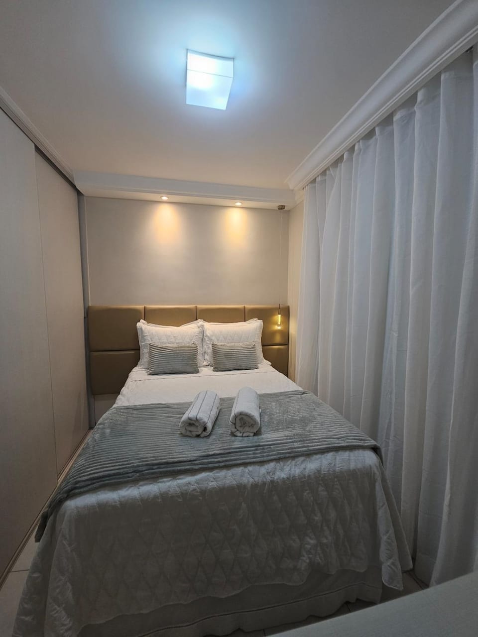 Bed, Photo of the whole room, Bedroom, towels, wardrobe