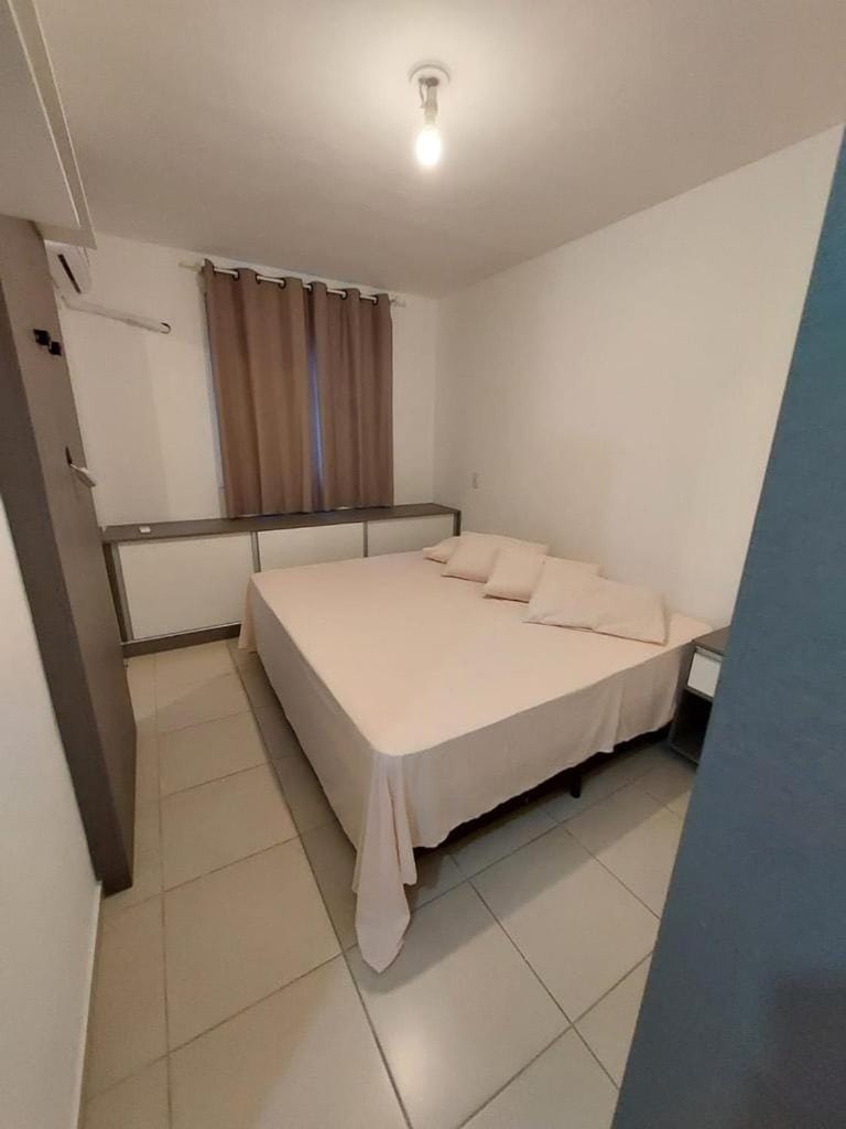 Bedroom, wardrobe, air conditioner
