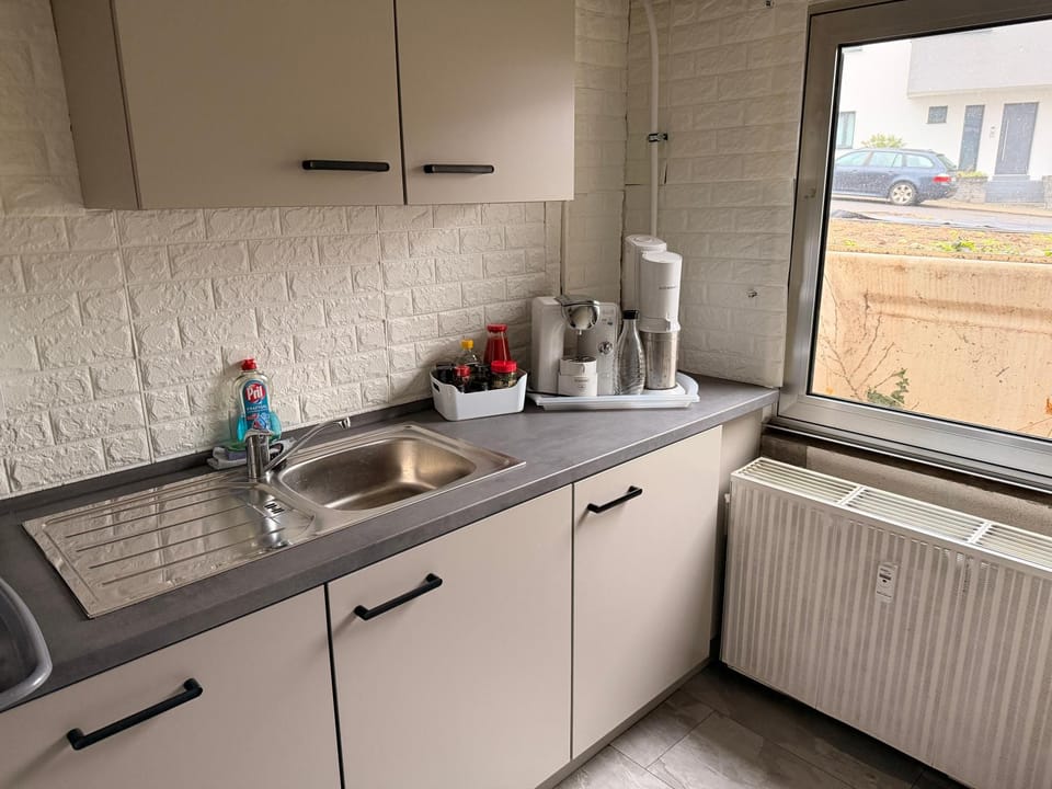 Kitchen or kitchenette, Living room