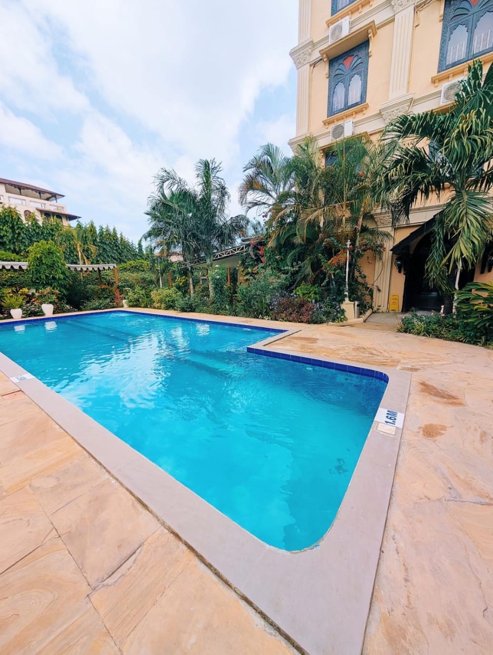 Property building, Day, Garden, Garden view, Pool view, Swimming pool