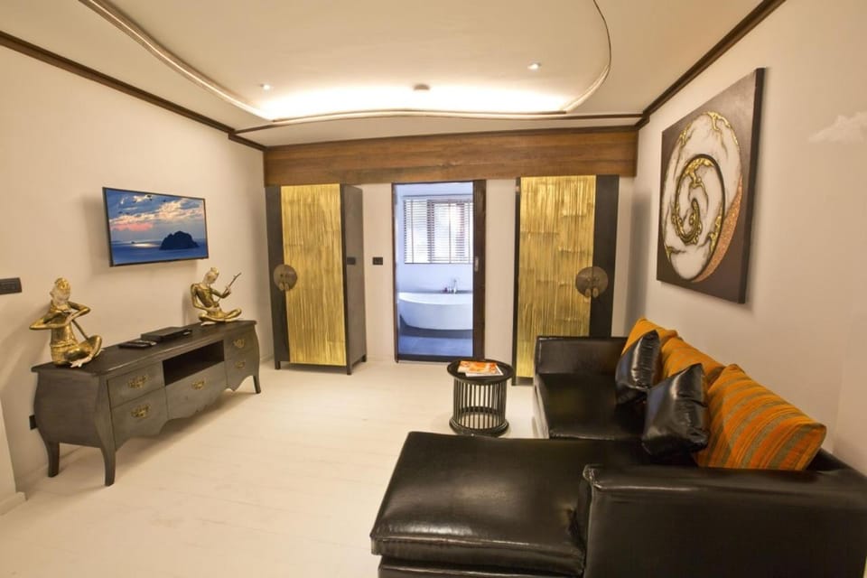 Living room, Seating area