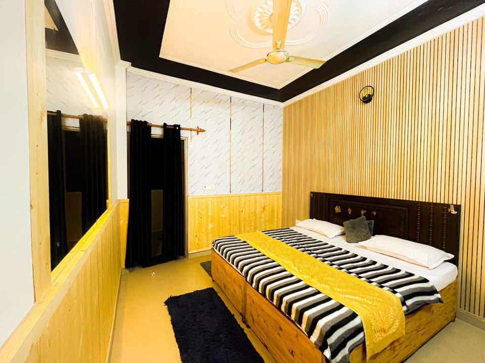 Romantic Getaway Dehradun's Most Lovely Homestay Apartment in Dehradun