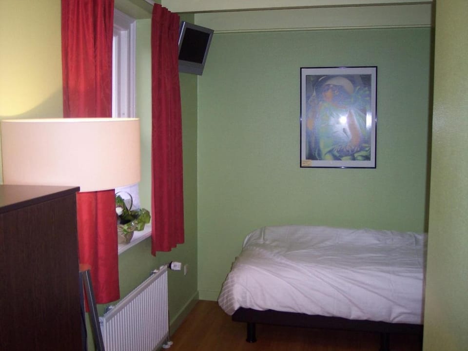 Bed, Decorative detail, Bedroom
