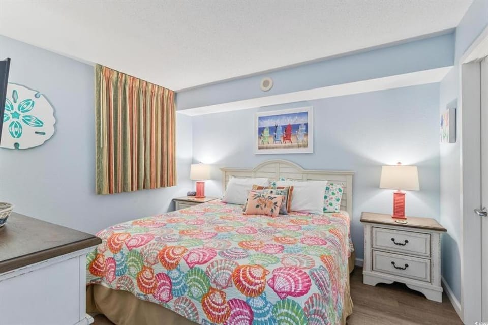 Breathtaking Oceanfront 10th Floor 1BR! Roxanne Towers 1004 House in Myrtle Beach
