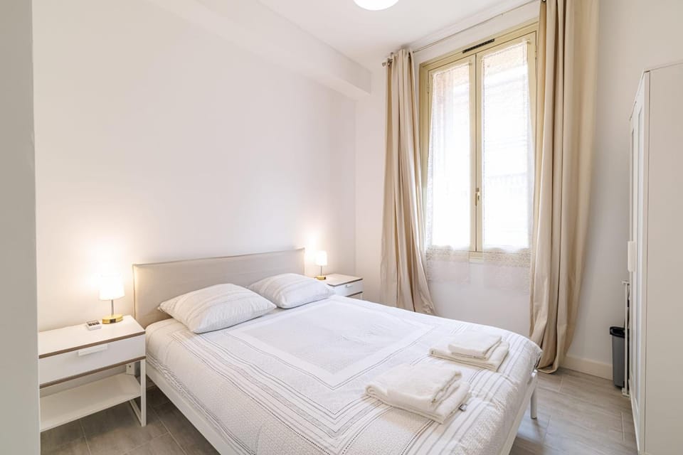 Superb 2 Bedroom with Terrasse 150m from Monaco Apartment in Monaco