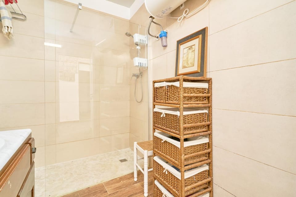 Bathroom, Living room