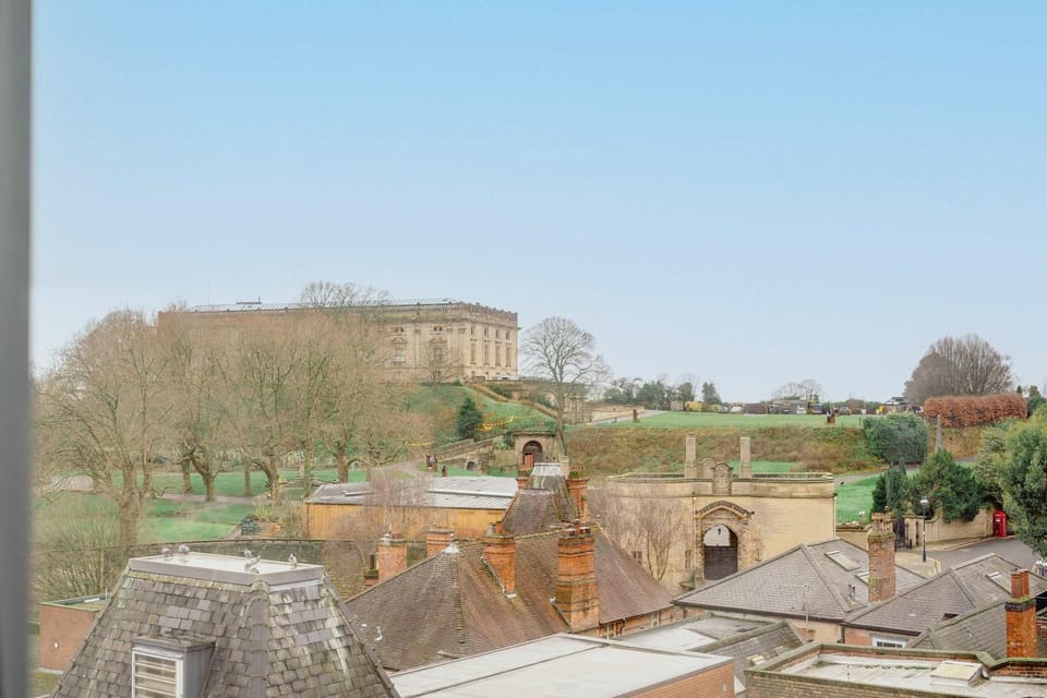 Modern Budget Double Studio in Central Nottingham Apartment in Nottingham