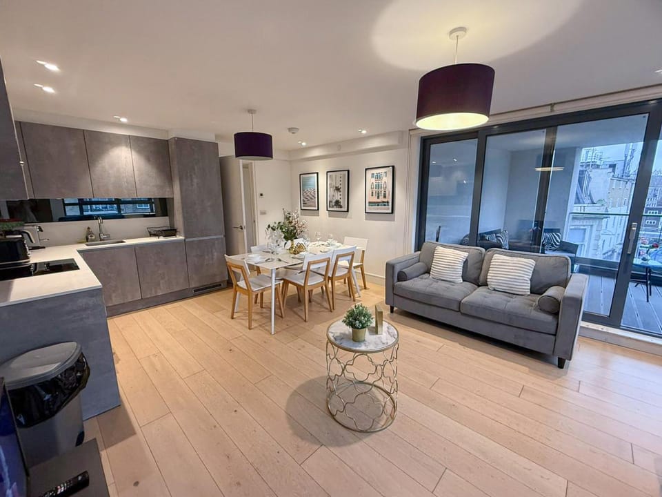 Coffee/tea facilities, Balcony/Terrace, Kitchen or kitchenette, Living room, Decorative detail, Seating area, Dining area, dishwasher, heating, microwave, minibar, oven, pet friendly, stove, toaster, kitchen
