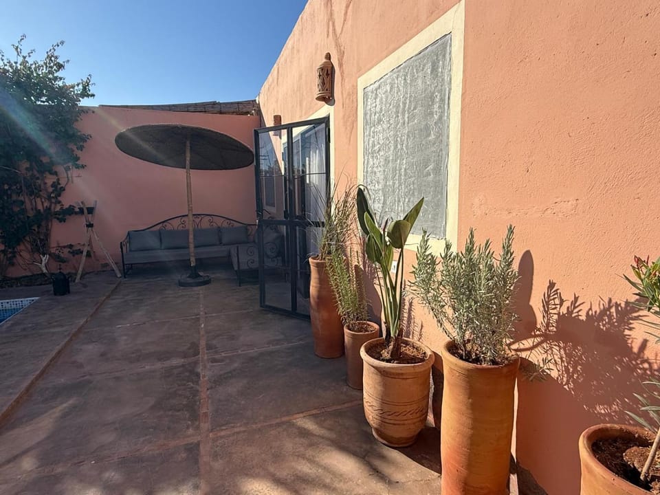 Patio, Day