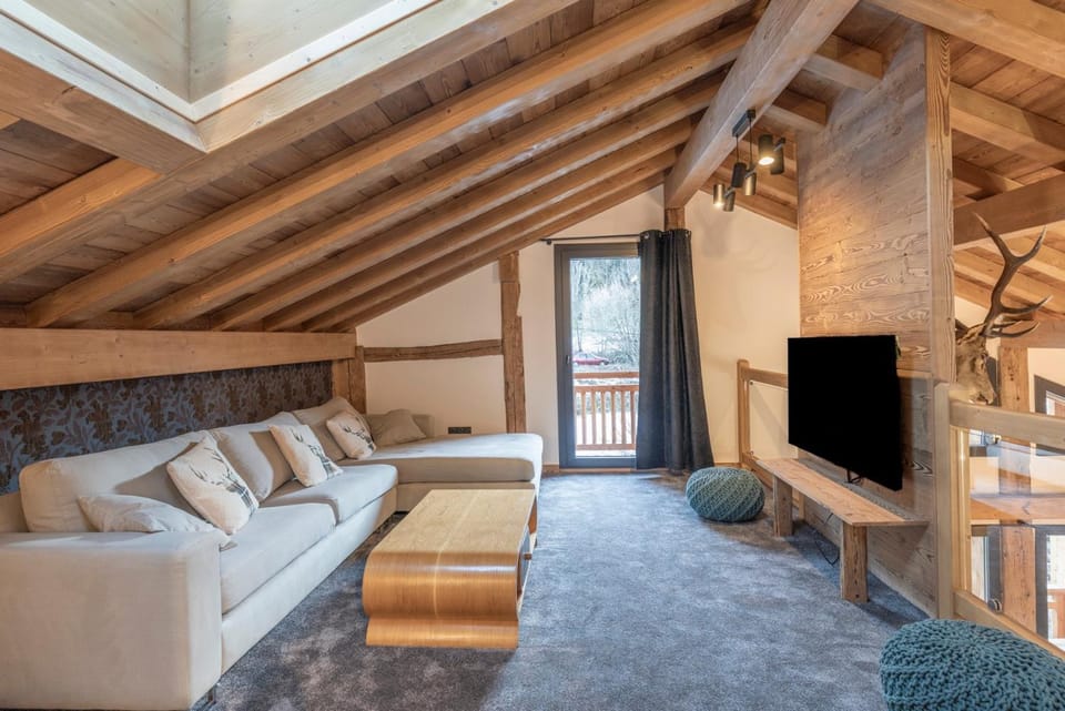 Property building, Living room