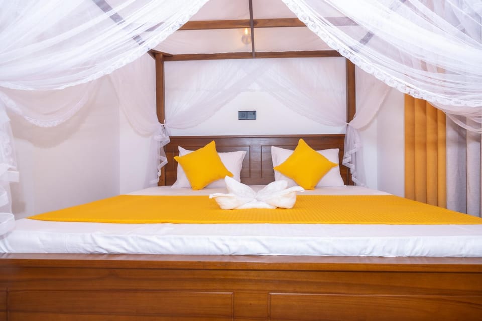 Sun Set Fort Home Vacation rental in Southern Province