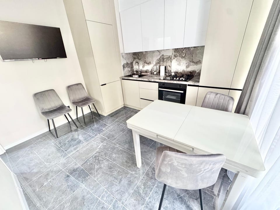 Люкс апартаменты Ботаника новострой Apartment in Chișinău
