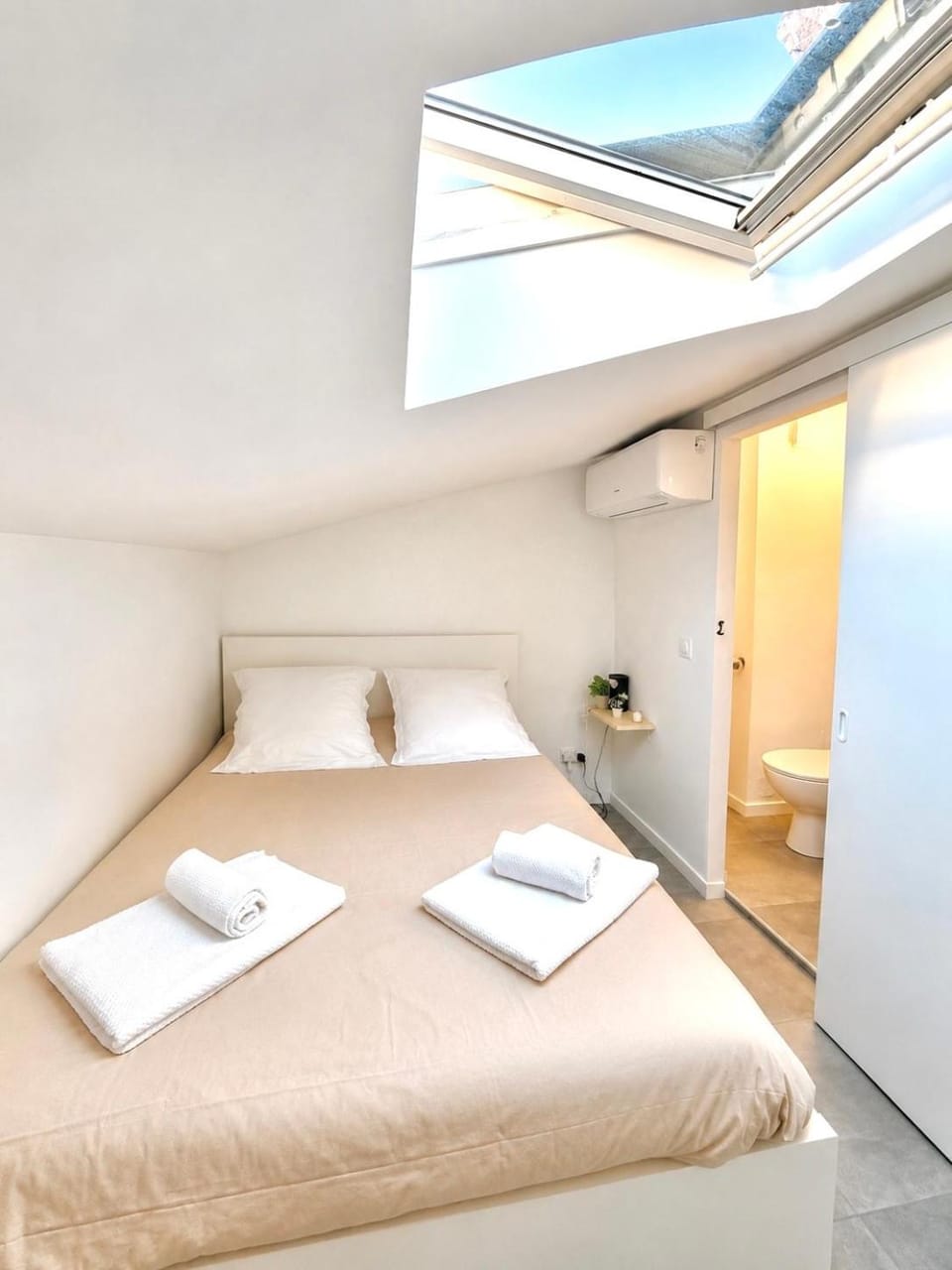 T2 Duplex climatisé Suite et canapé-lit Aix centre Apartment in Aix-en-Provence