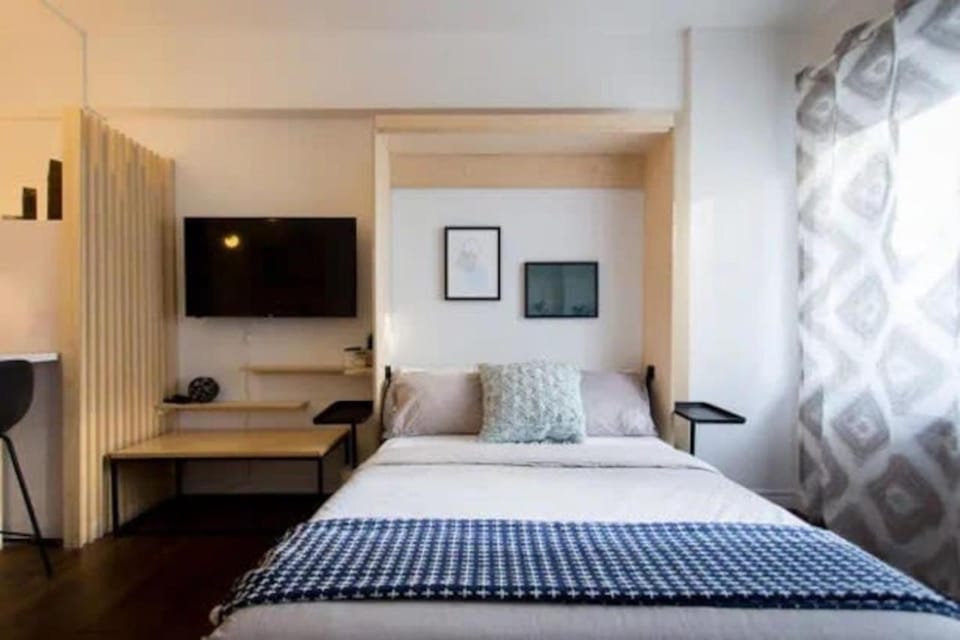 The Sherbrooke Suite 102 Apartment in Montreal