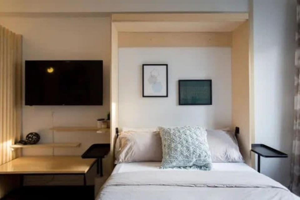 The Sherbrooke Suite 102 Apartment in Montreal