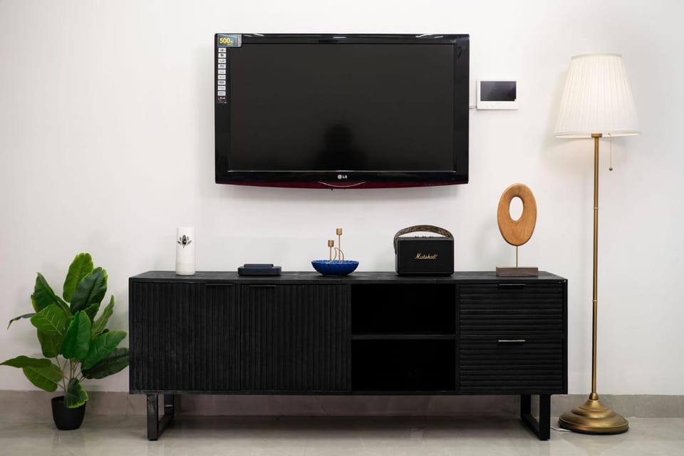 Communal lounge/ TV room, TV and multimedia