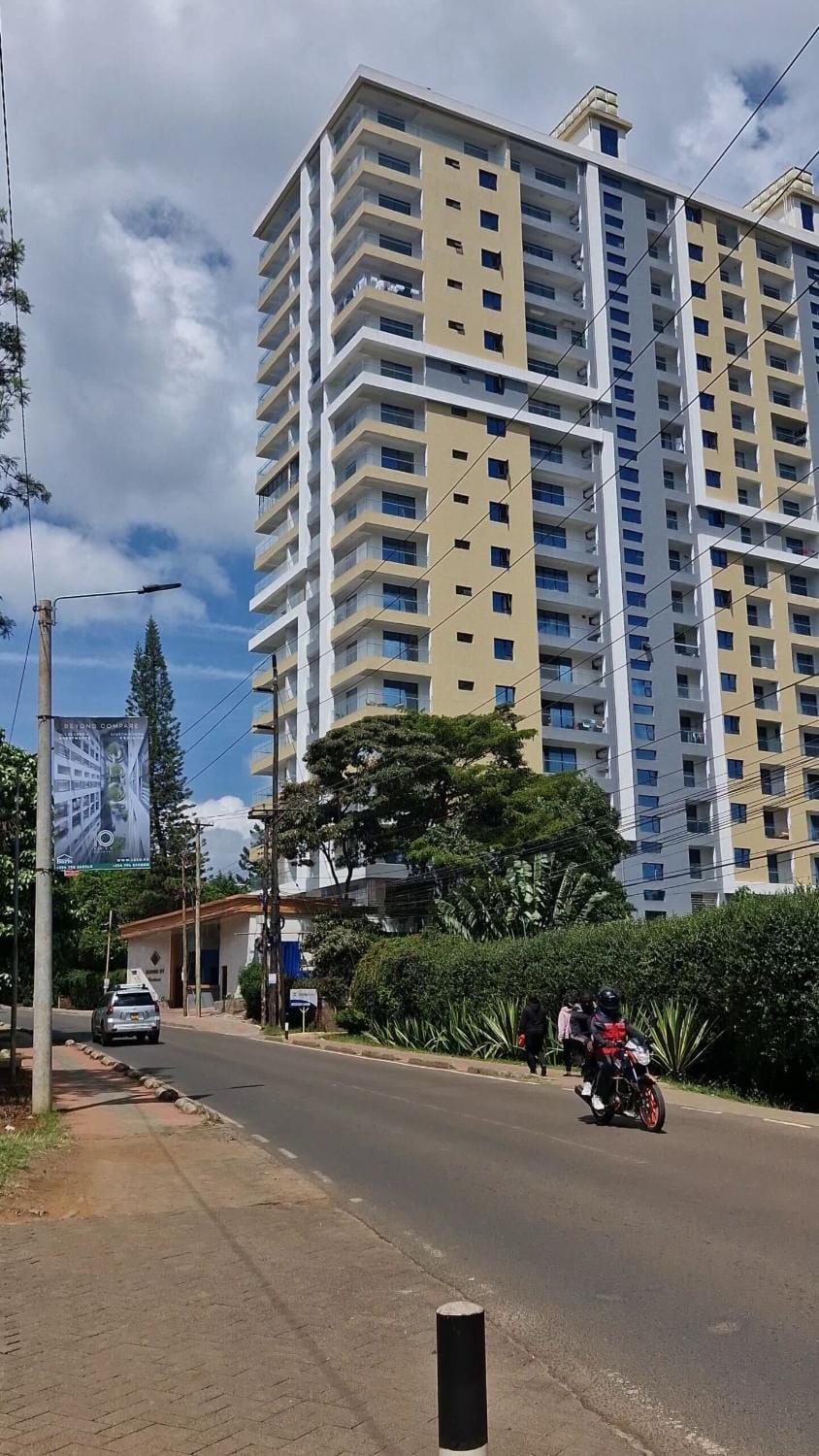 Property building, Street view