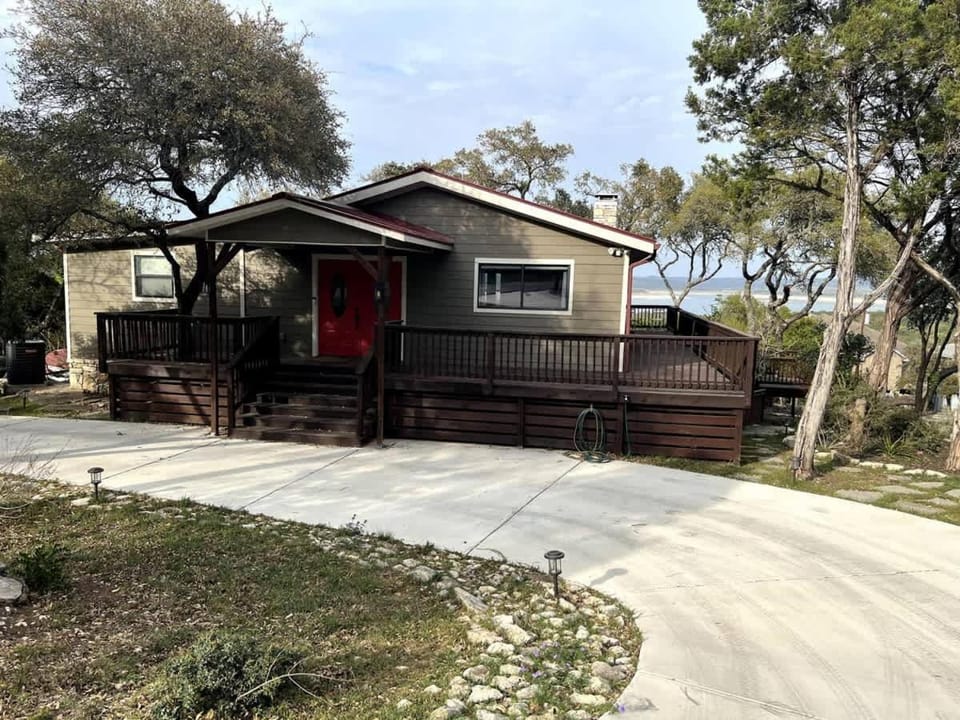 Canyon Lake House with Lake View House in Canyon Lake