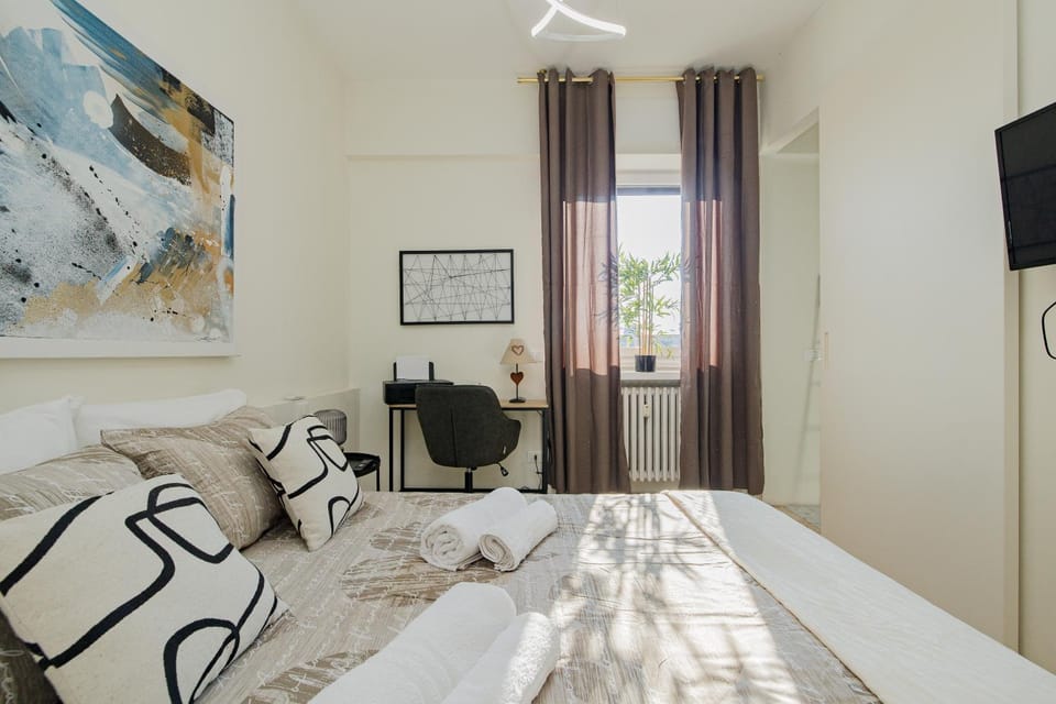 InMilanis Porta Venezia - Apt con 3 Camere a 10 min dal Duomo Apartment in Milan