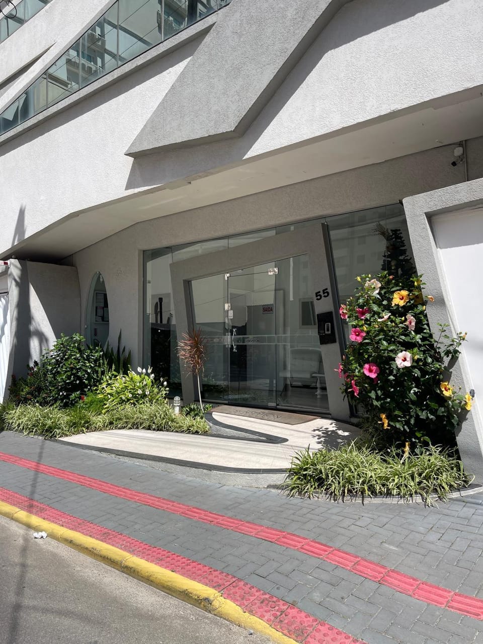 Property building, Facade/entrance