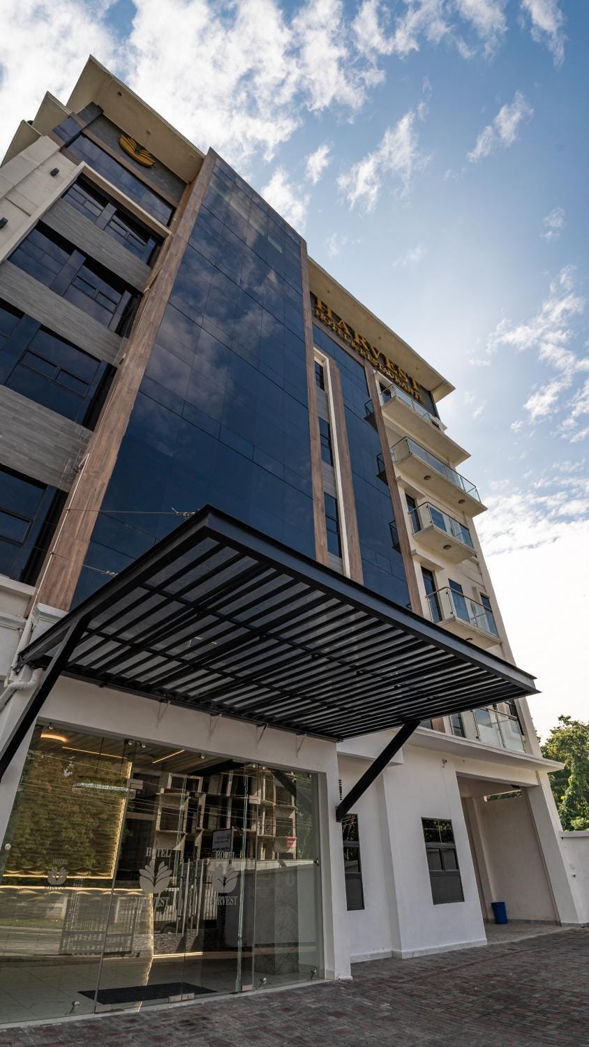 Property building, Facade/entrance, Lobby or reception
