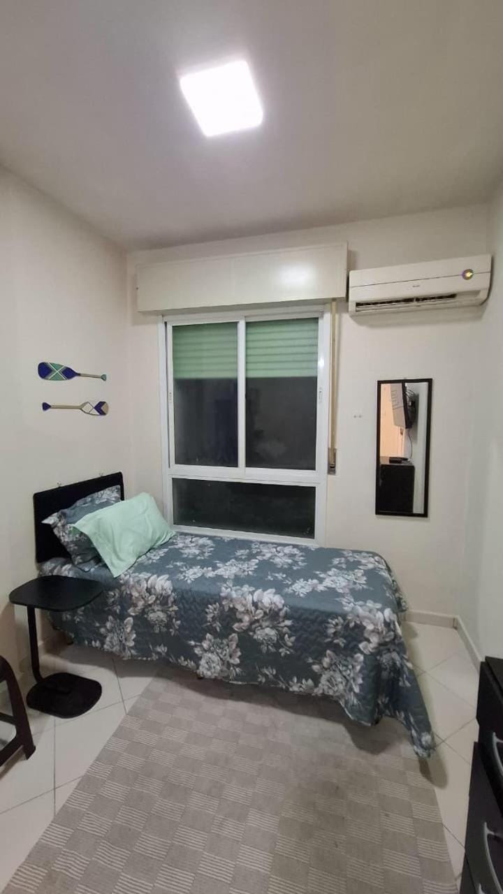 kit Pé na Areia Apartment in Santos