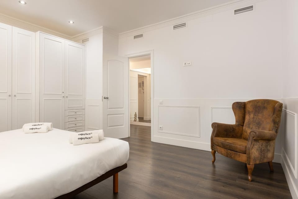 Bed, Bedroom, wardrobe