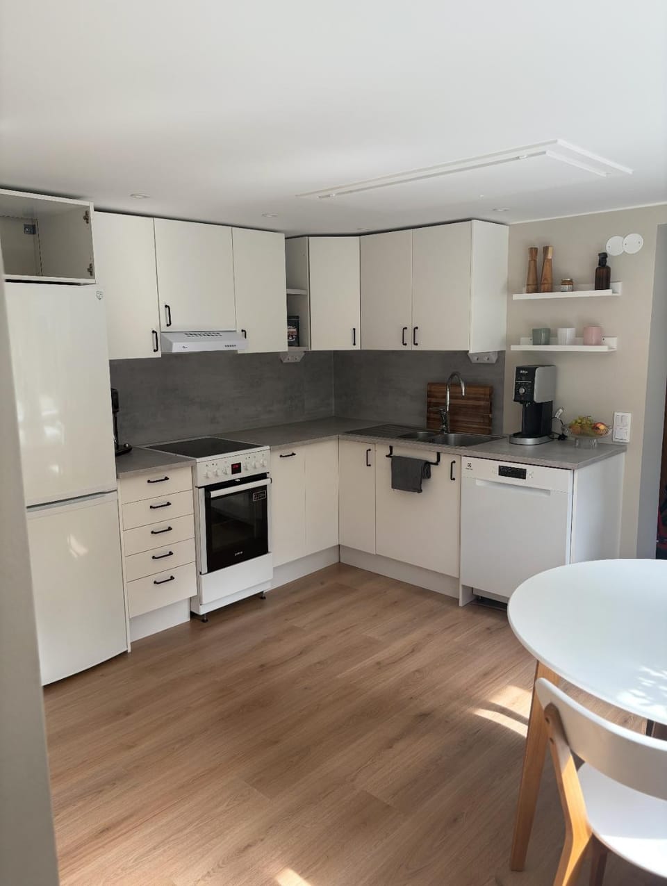 Mysig stuga Buared - Family nature stay House in Västra Götaland County