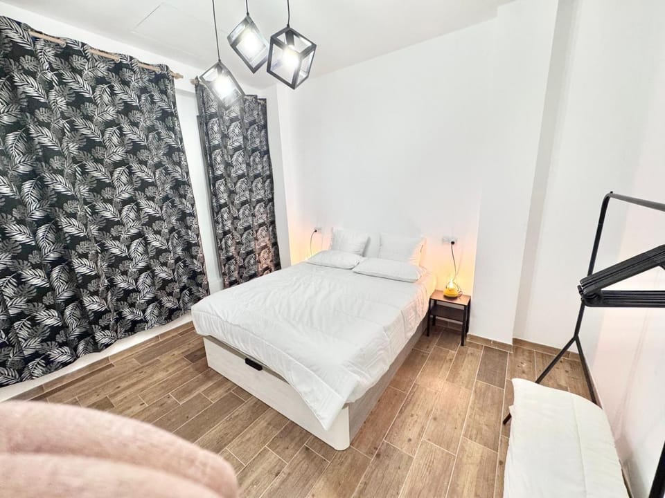 Metro Alto del Arenal 01 AMCH Hospedaje Apartment in Madrid