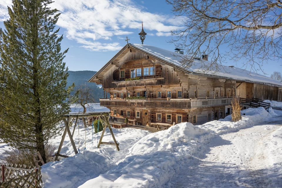 Property building, Natural landscape, Winter