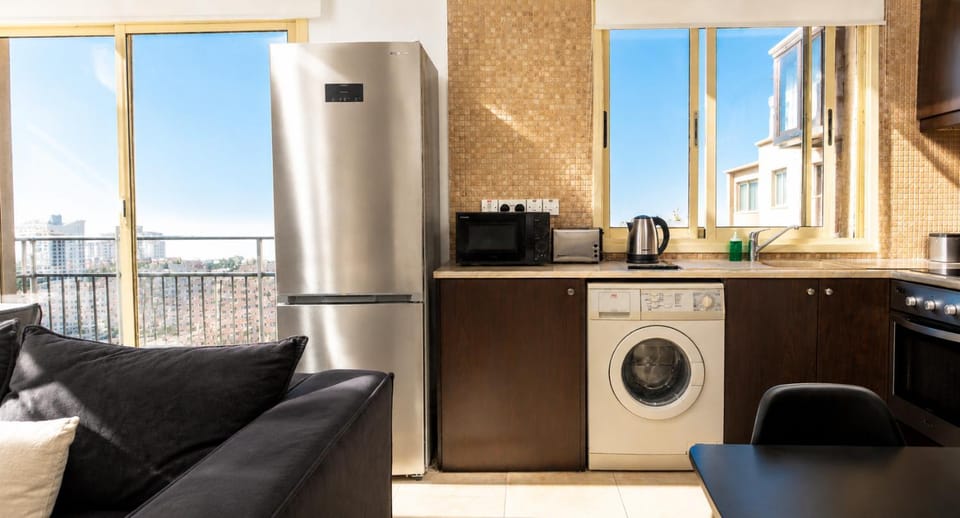 Lilac Deluxe Apartment -Breakbooking CY Apartment in Limassol City