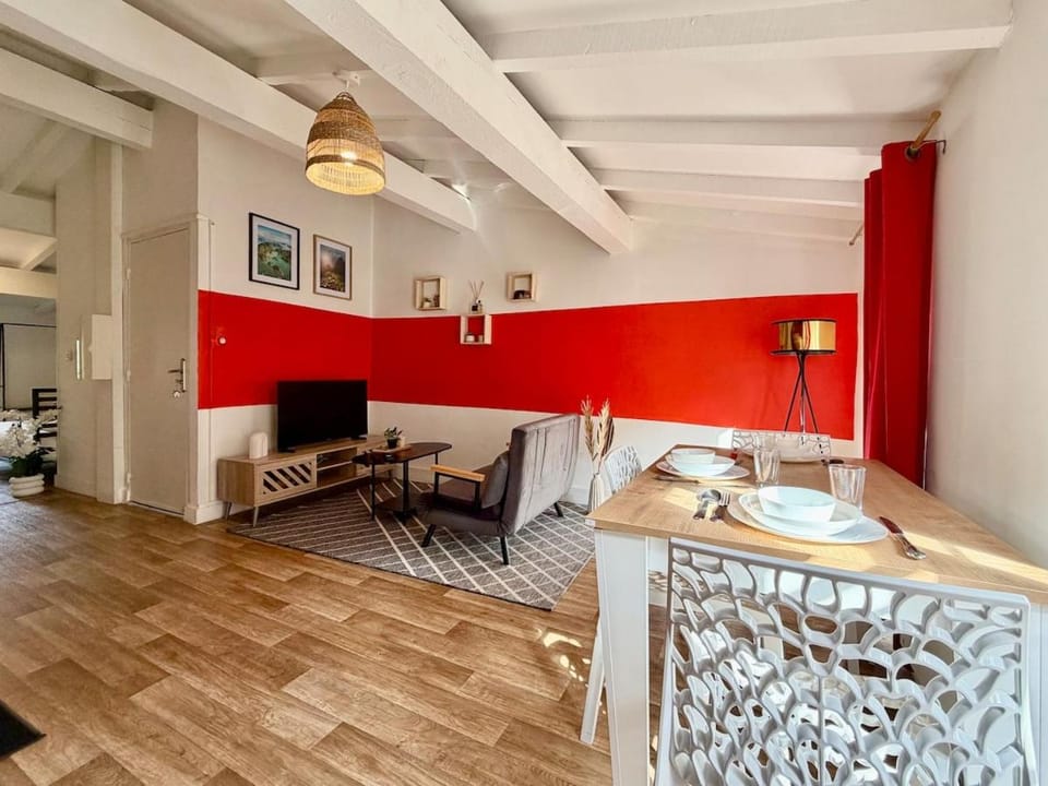 L'Etoile Rouge - T2 Proche Gare et Centre Ville Apartment in Carcassonne