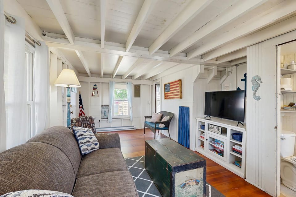 Flip Flops & Sand Beach house House in Wells