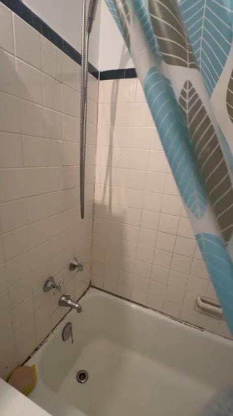 Holiday Glow Apartments Apartment in Rego Park
