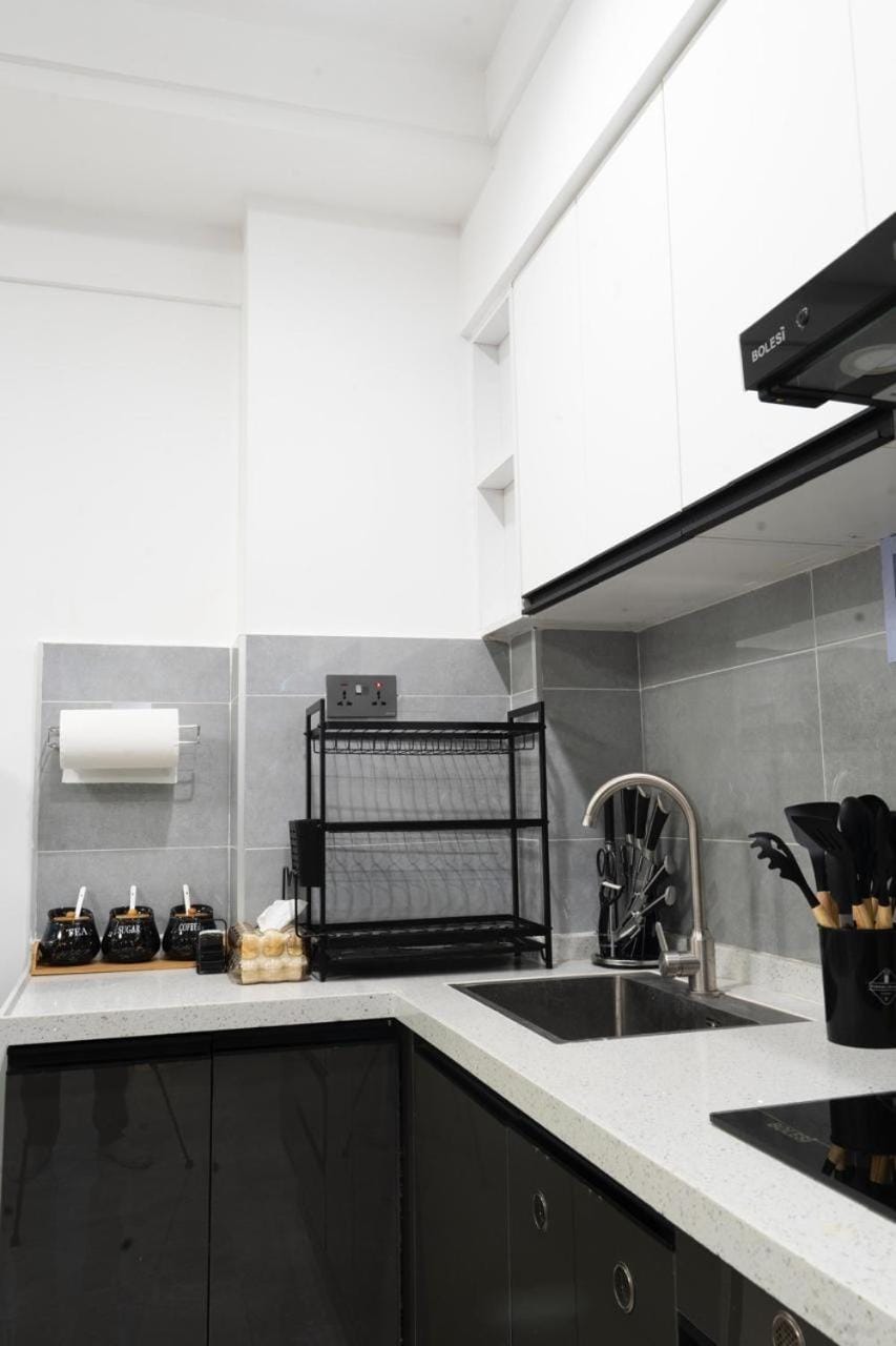 KILELESHWA, NEAR NGONG FOREST, ONE BEDROOM, FULLY FITTED KITCHEn Apartment in Nairobi County