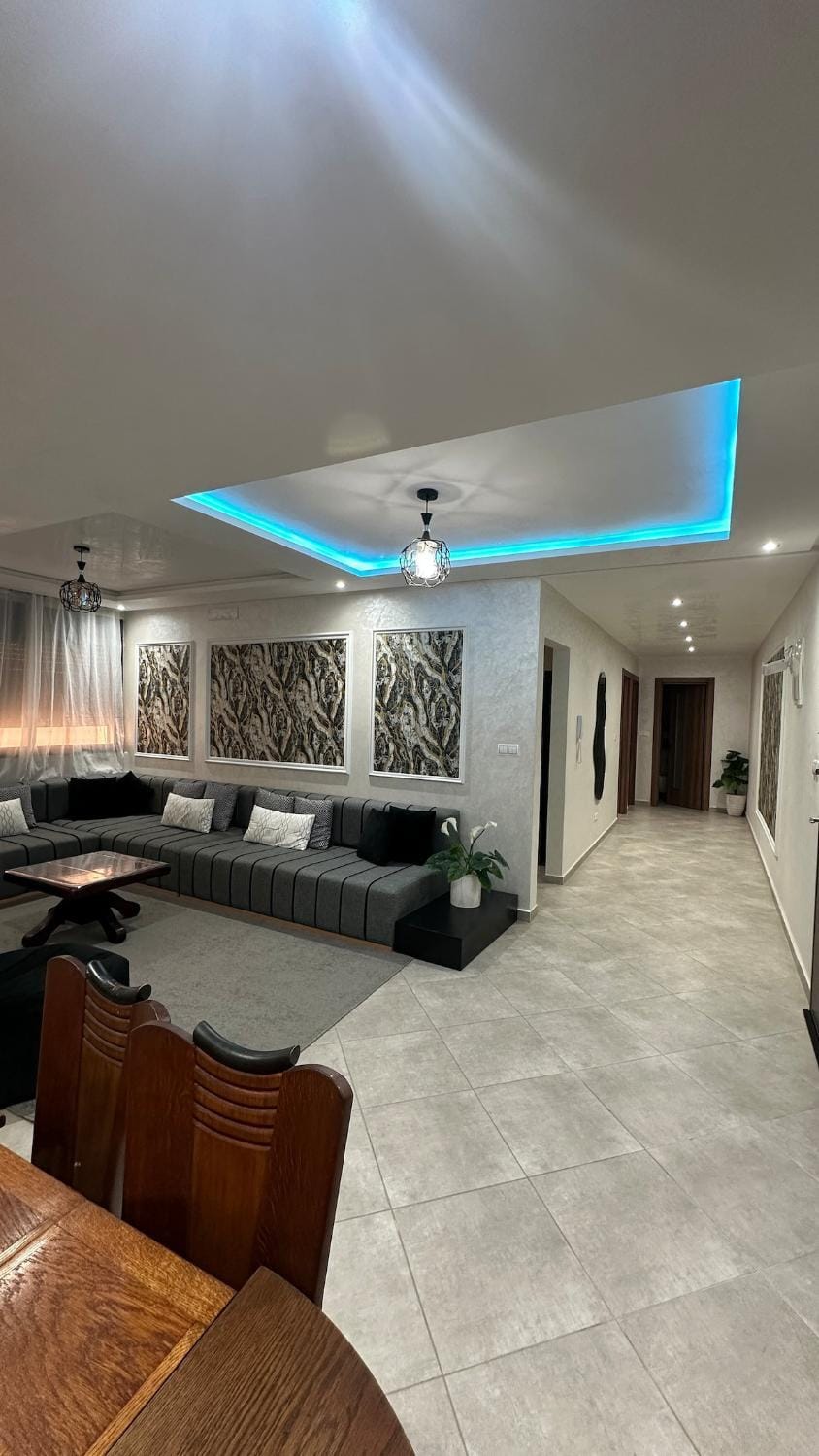 Living room, Photo of the whole room, Seating area