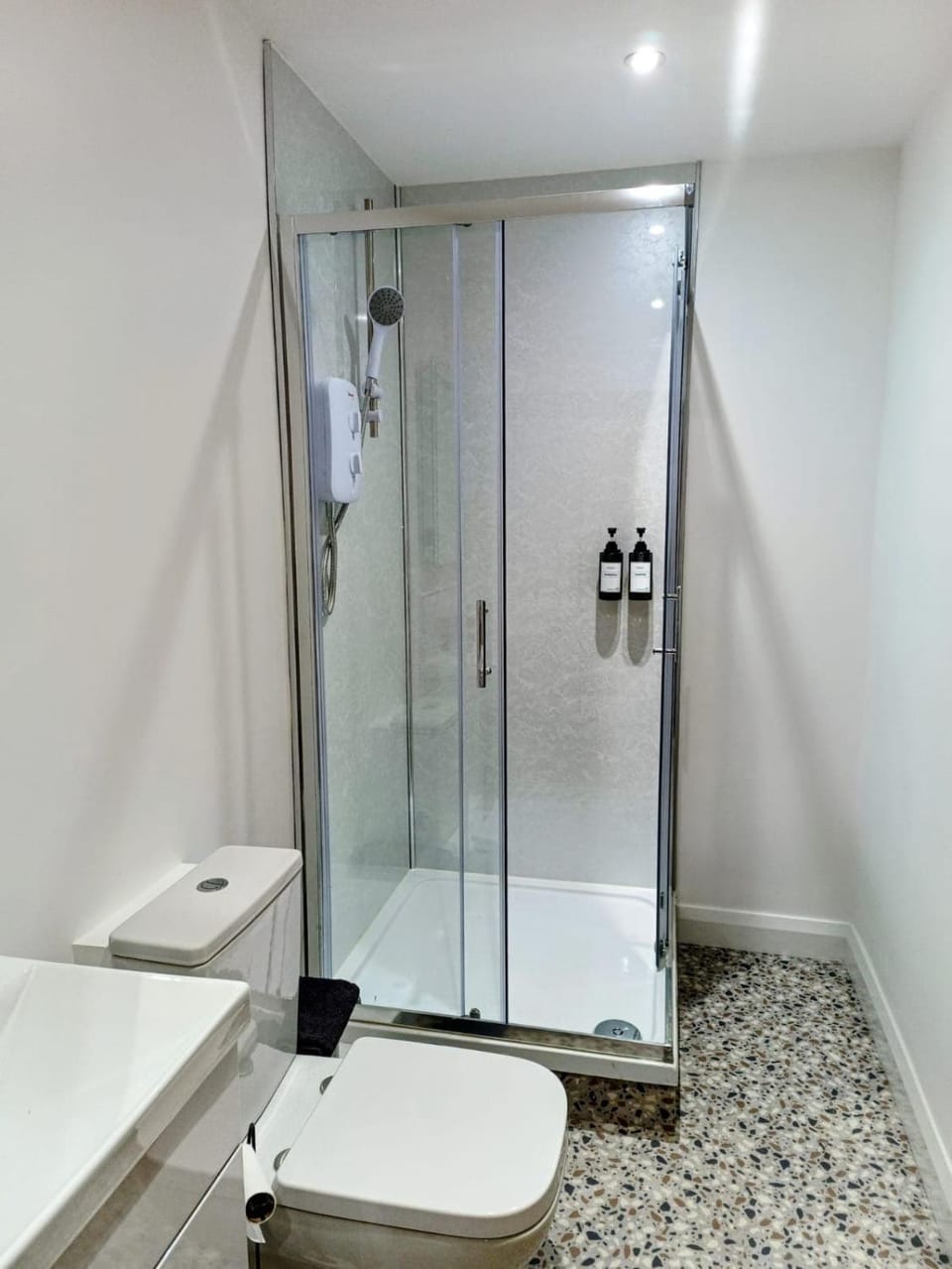 Modern 1 Bedroom Apt 3 near City Centre Parking Apartment in Belfast