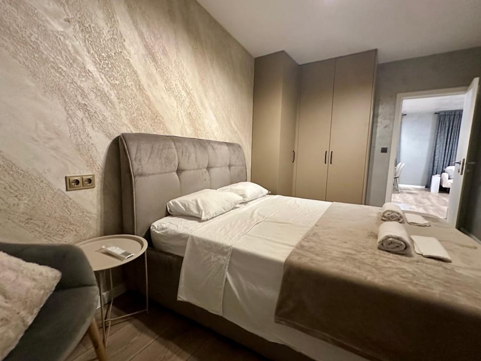 Bed, Photo of the whole room, Bedroom, towels, wardrobe