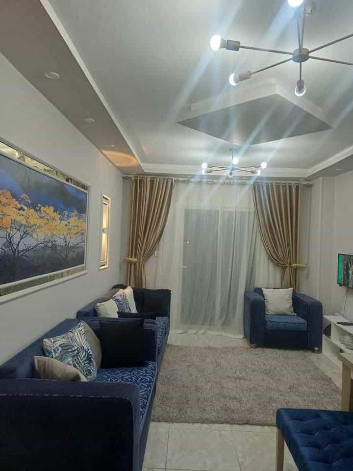 شقة مفروشة كومباوند واحة الريحان حدائق اكتوبر Apartment in Egypt