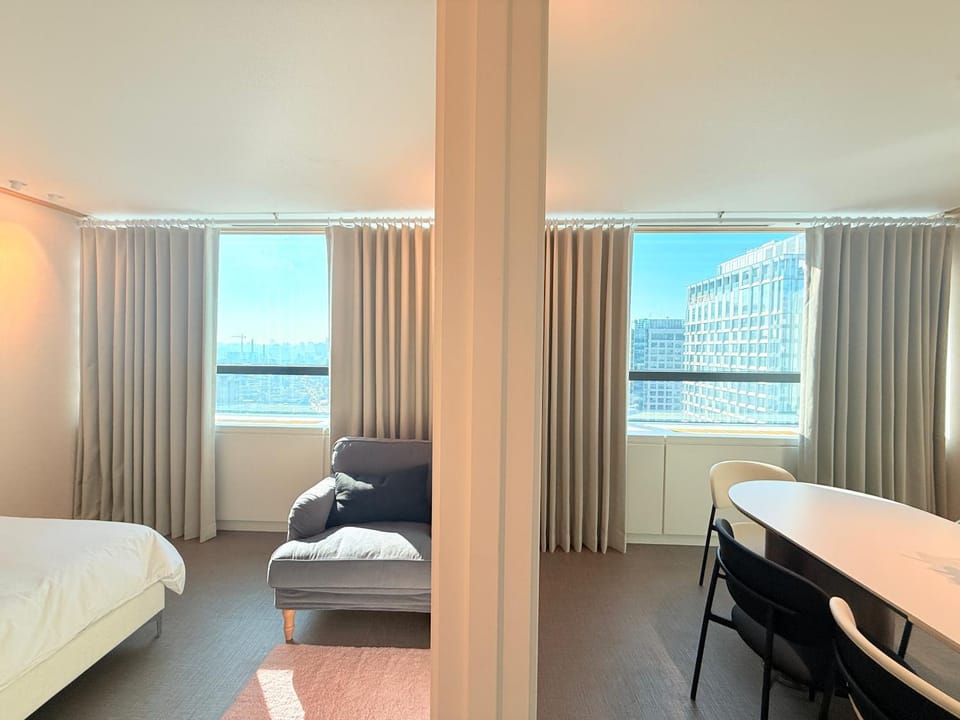Oasis Hongdae Central Apartment in Seoul